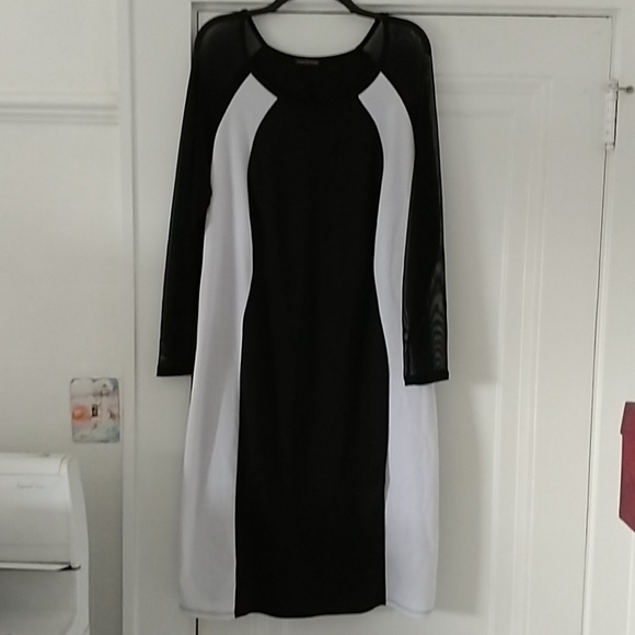 intriguing threads Dresses & Skirts - Intriguing threads Dress